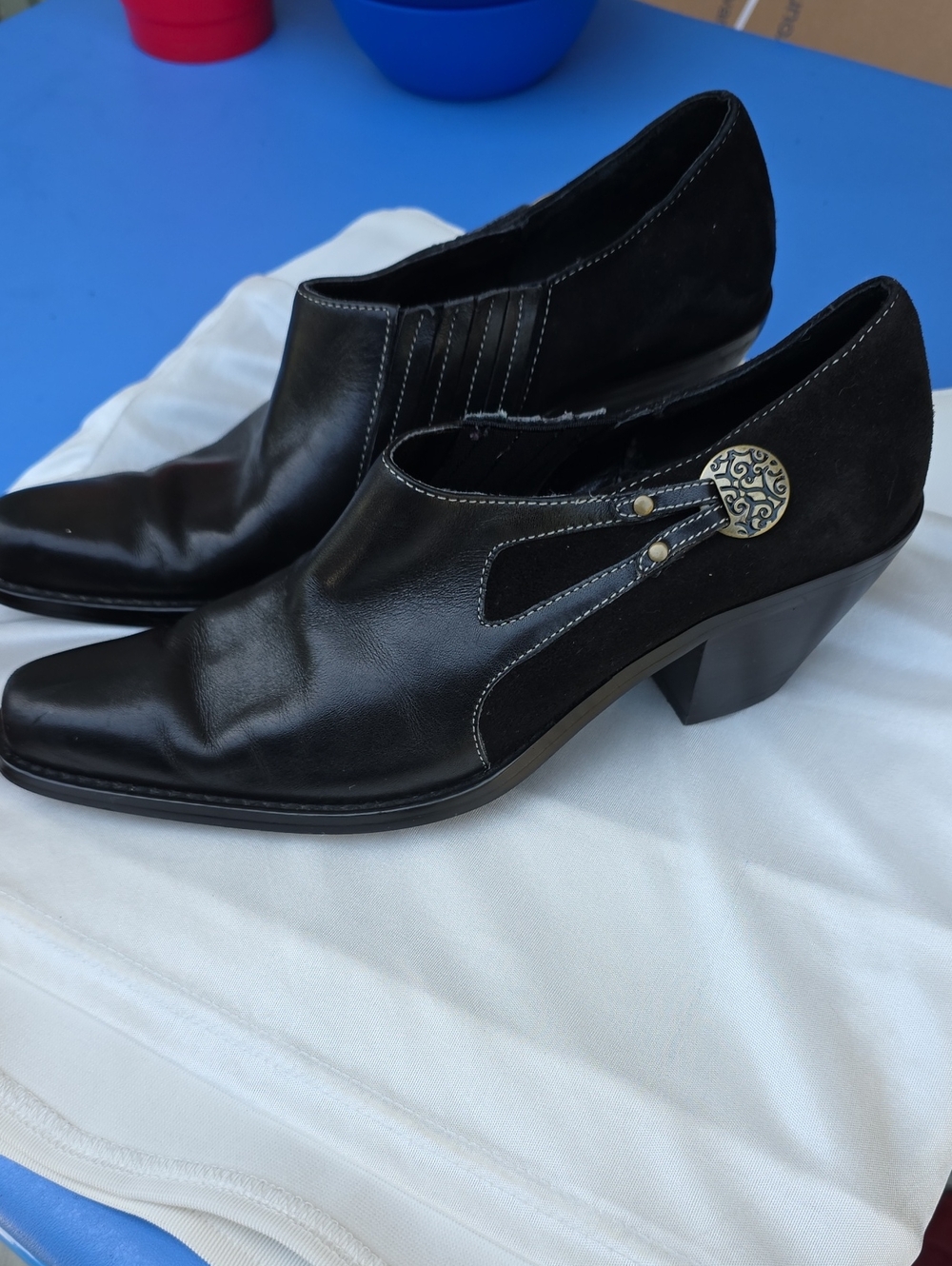 Women's Black Leather Low Heel Slip-On Shoes